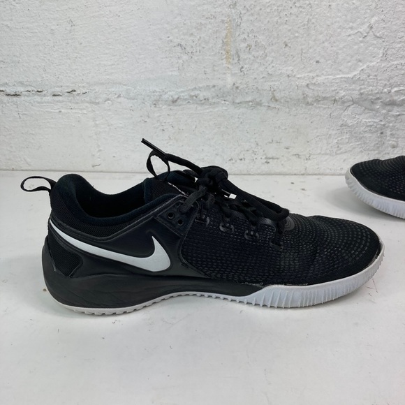 nike zoom volleyball